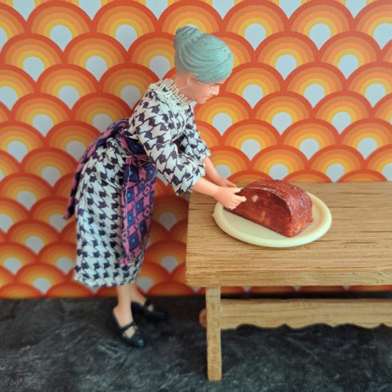 Carolines Home Dolls House Food - Plate Of Beef 2.041