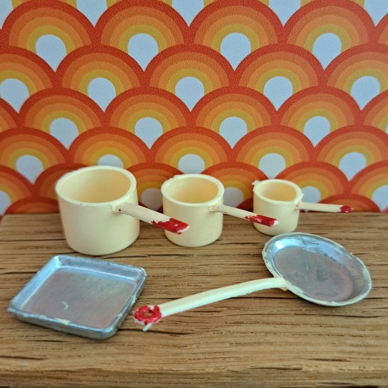 Carolines Home Dolls House Saucepans -  Cream Open Saucepan Set 2.040