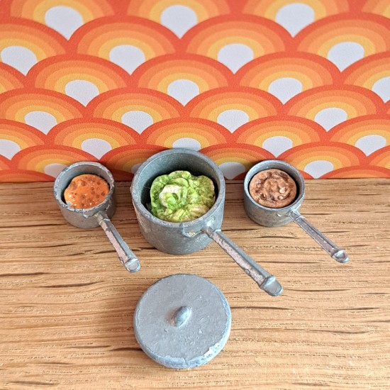 Dol Toi Dolls House 3 Metal Saucepans - 1 Large & 2 Small