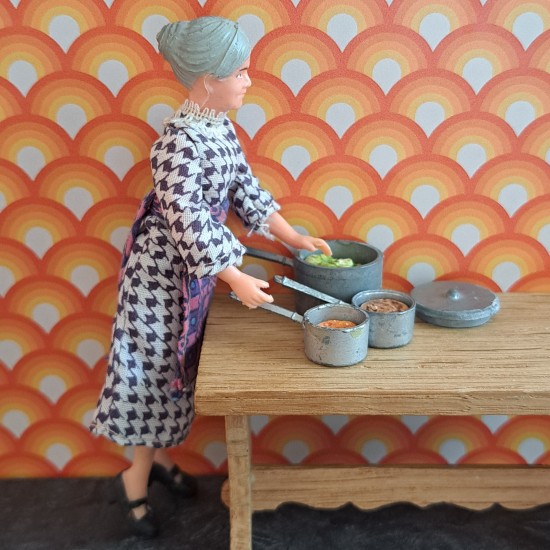 Dol Toi Dolls House 3 Metal Saucepans - 1 Large & 2 Small