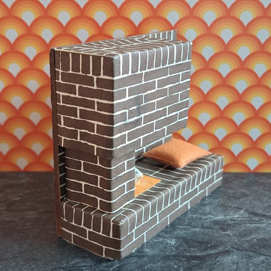 Lisa Of Denmark Dolls House Lounge - Brick Effect Fireplace 253