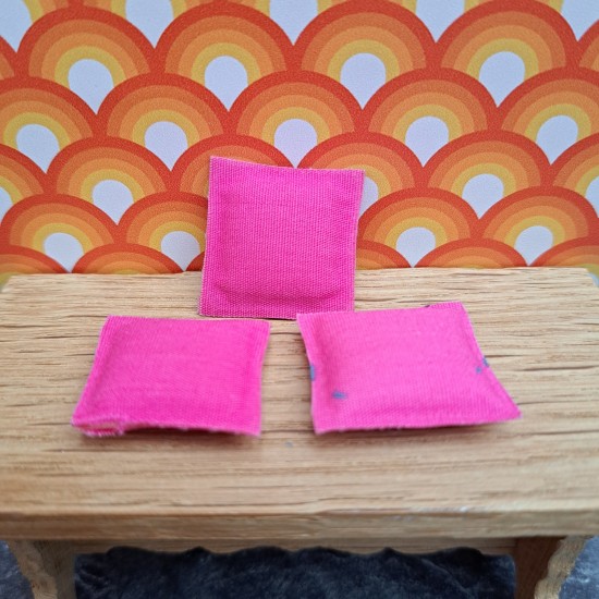 Lundby Dolls House Cushions 6610 - Bright Pink x 3