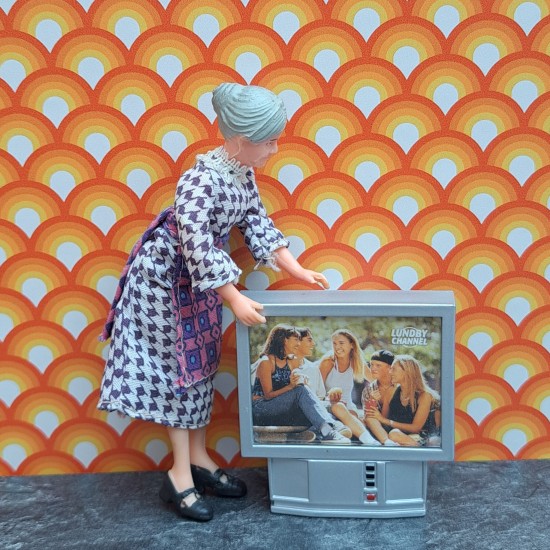 Lundby Dolls House Television - Silver Lundby Channel Picture 