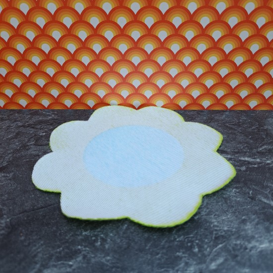 Lundby Dolls House Rug - Green Flower Shape