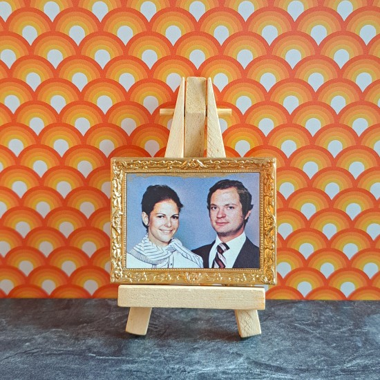 Lundby Dolls House Picture - King Carl XVI Gustaf-Silvia Picture 6616