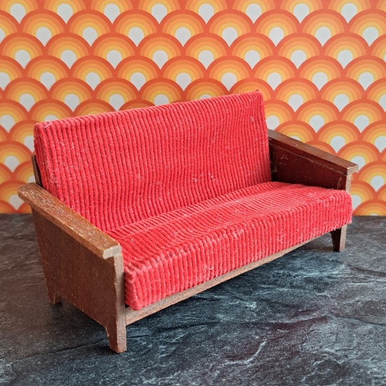 Lundby Dolls House Lounge - Red Corduroy Sofa 