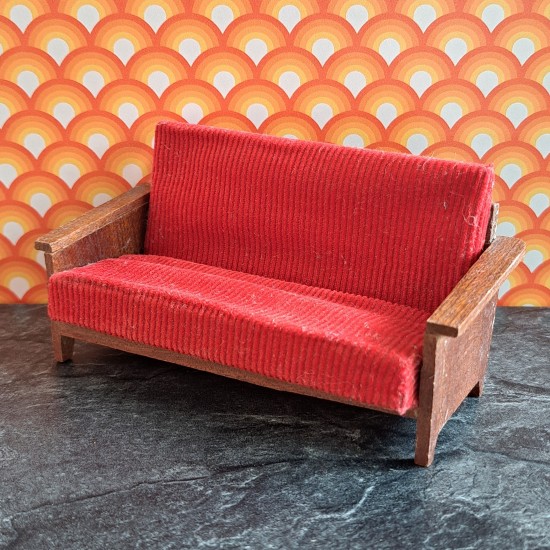 Lundby Dolls House Lounge - Red Corduroy Sofa 